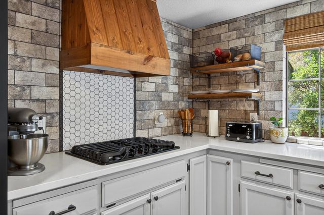 8757 Sharmead Way, Fair Oaks, CA 95628