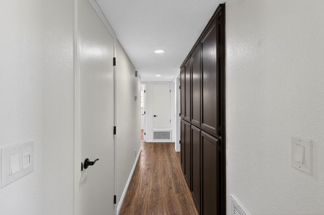 8757 Sharmead Way, Fair Oaks, CA 95628