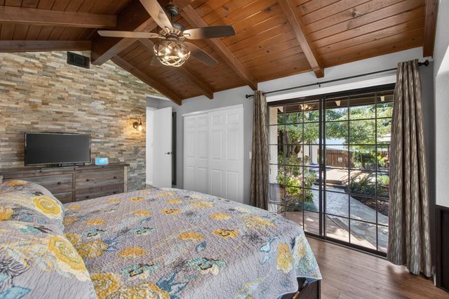 8757 Sharmead Way, Fair Oaks, CA 95628