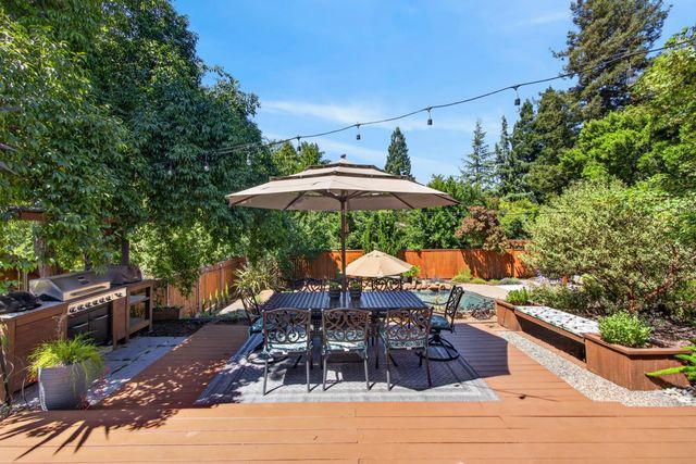 8757 Sharmead Way, Fair Oaks, CA 95628