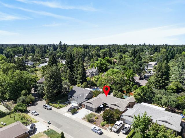 8757 Sharmead Way, Fair Oaks, CA 95628
