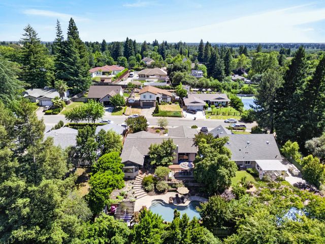 8757 Sharmead Way, Fair Oaks, CA 95628
