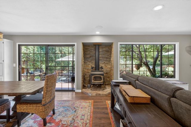 8757 Sharmead Way, Fair Oaks, CA 95628