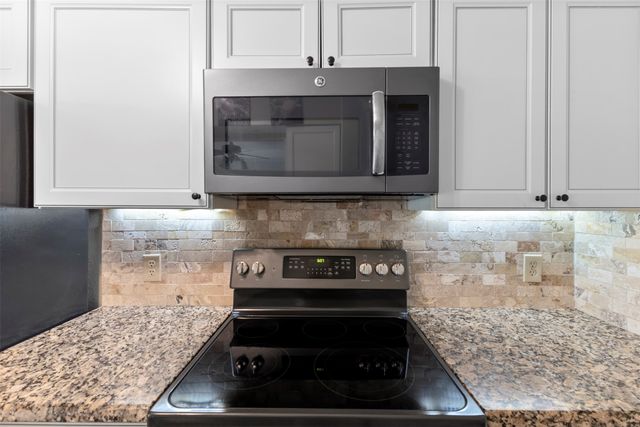 4108 Cypress Springs Drive, Arlington, TX 76001