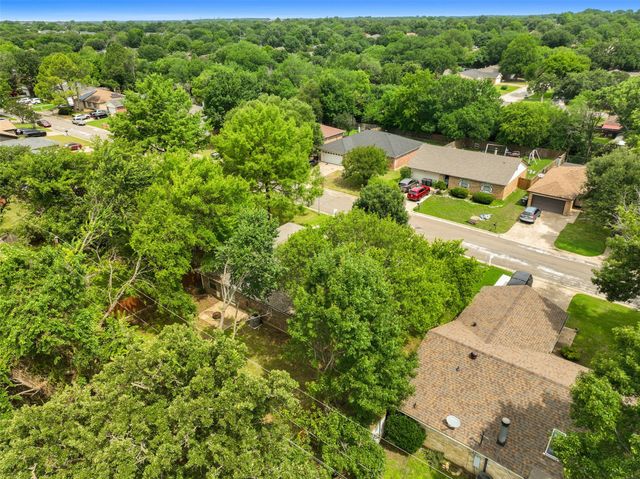 4108 Cypress Springs Drive, Arlington, TX 76001