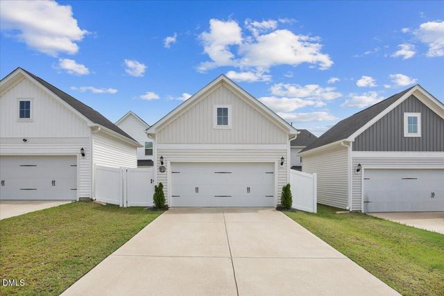 234 Pansy Park, Clayton, NC 27520