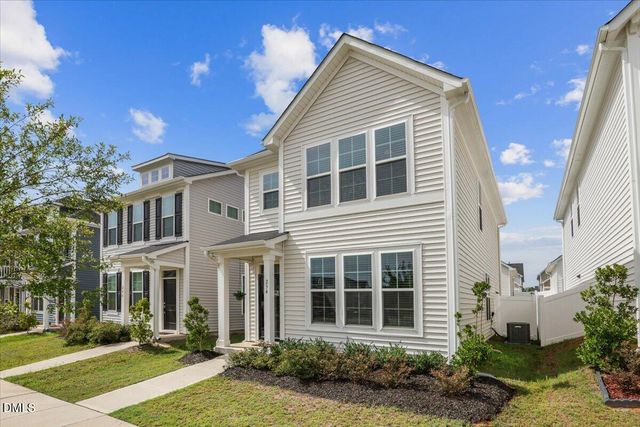 234 Pansy Park, Clayton, NC 27520