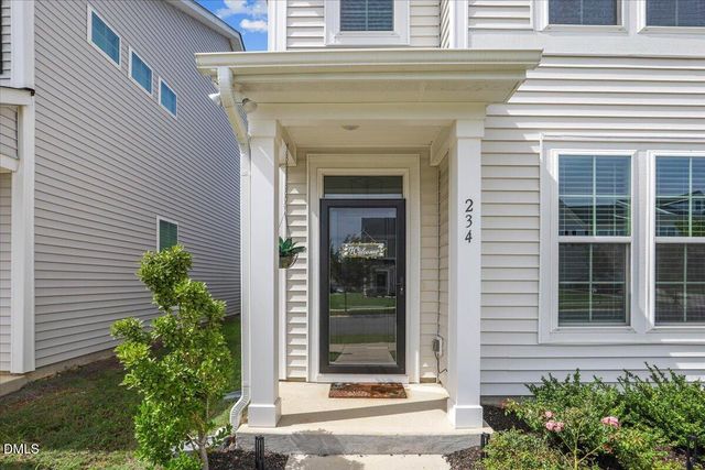 234 Pansy Park, Clayton, NC 27520