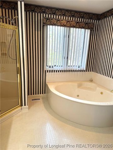 1904 Hamilton Drive, Sanford, NC 27330