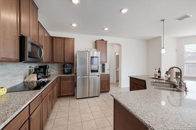 5230 Wolf Bane, San Antonio, TX 78261