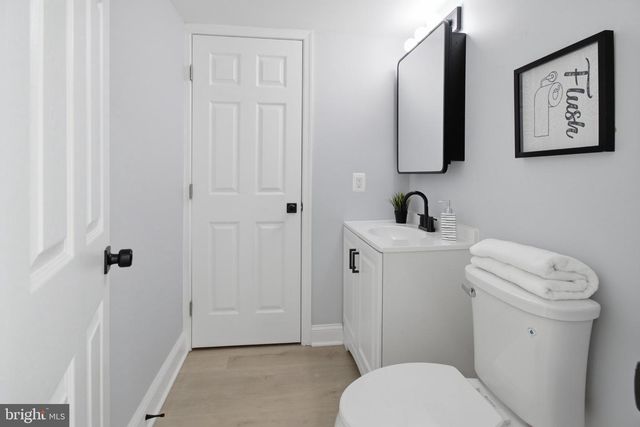 403 KOSOAK RD, Middle River, MD 21220