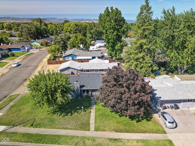 401 Morningside Street, Medford, OR 97501