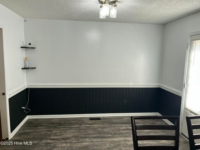 174 Core Road, Richlands, NC 28574