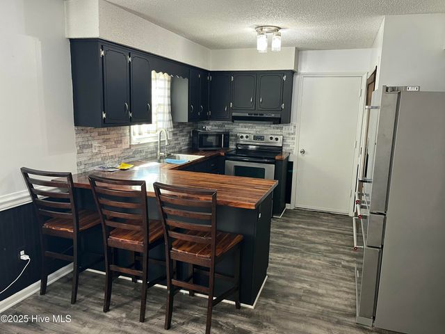 174 Core Road, Richlands, NC 28574