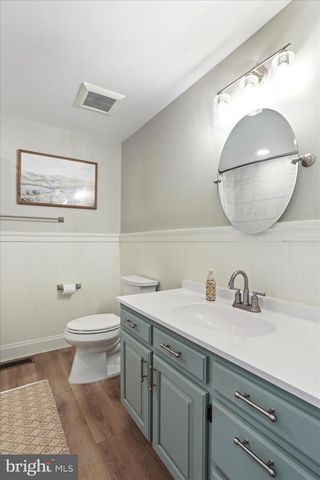 7941 HEDGESVILLE RD, Hedgesville, WV 25427