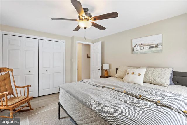 7941 HEDGESVILLE RD, Hedgesville, WV 25427