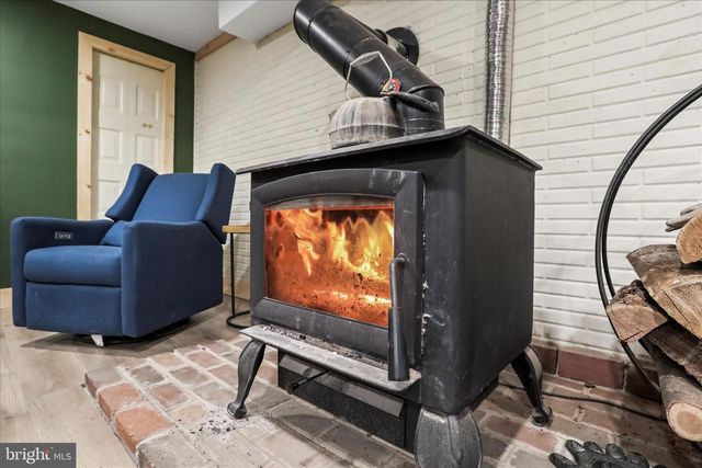 7941 HEDGESVILLE RD, Hedgesville, WV 25427