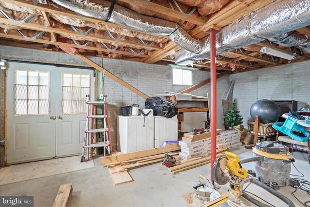 7941 HEDGESVILLE RD, Hedgesville, WV 25427