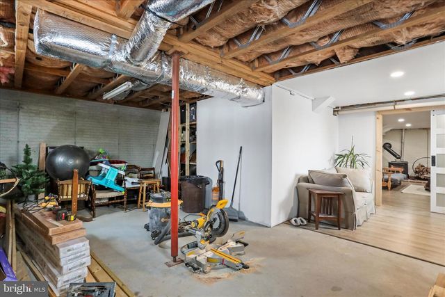 7941 HEDGESVILLE RD, Hedgesville, WV 25427