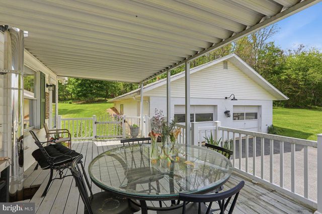 7941 HEDGESVILLE RD, Hedgesville, WV 25427