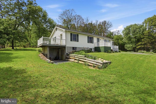 7941 HEDGESVILLE RD, Hedgesville, WV 25427