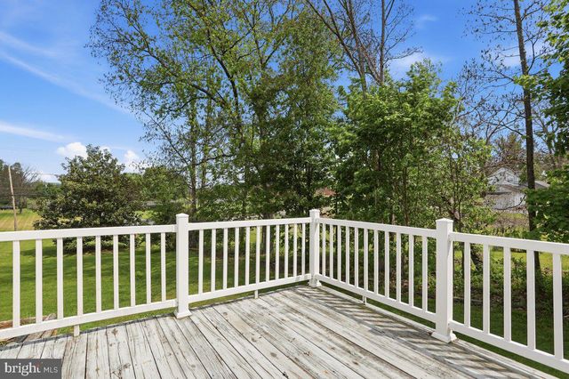 7941 HEDGESVILLE RD, Hedgesville, WV 25427