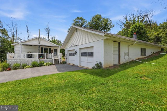 7941 HEDGESVILLE RD, Hedgesville, WV 25427