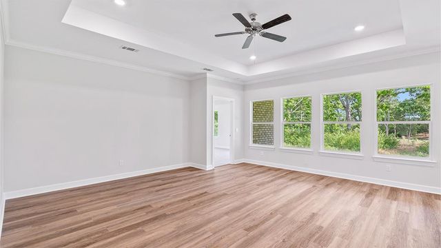 111 Creekridge Street, Headland, AL 36345