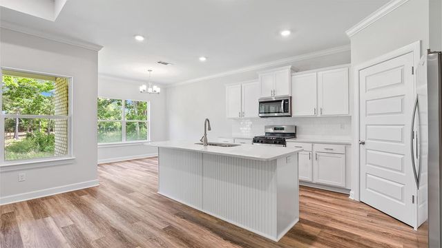 111 Creekridge Street, Headland, AL 36345