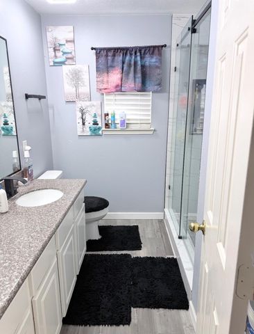 6211 Wimberly Knoll Court, Houston, TX 77084