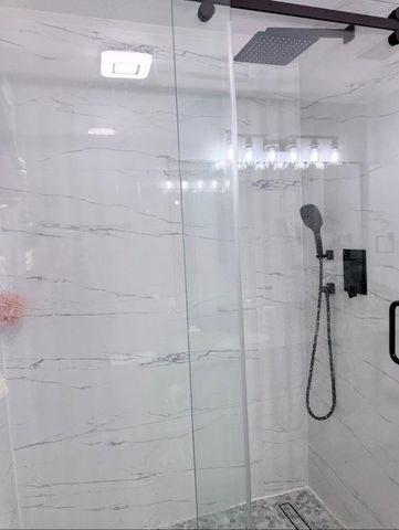 6211 Wimberly Knoll Court, Houston, TX 77084