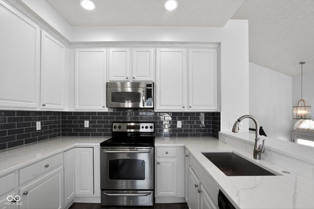 13857 Willesden Circle, Fishers, IN 46037