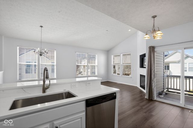 13857 Willesden Circle, Fishers, IN 46037