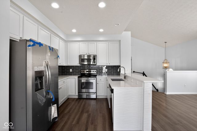 13857 Willesden Circle, Fishers, IN 46037