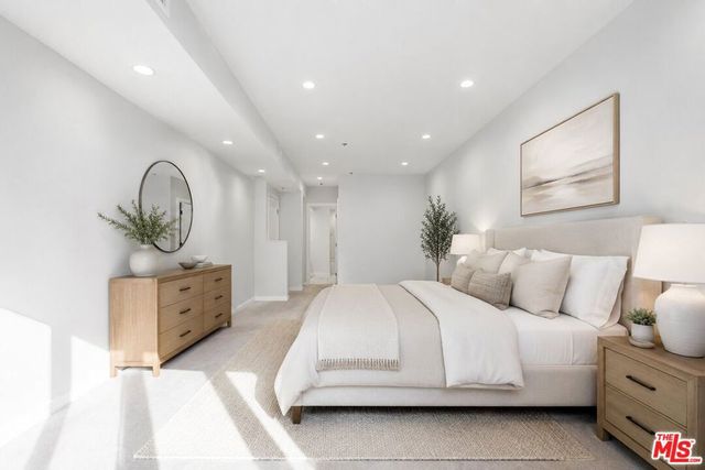 2930 Neilson Way 408, Santa Monica, CA 90405