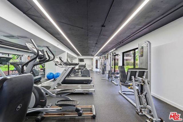 2930 Neilson Way 408, Santa Monica, CA 90405