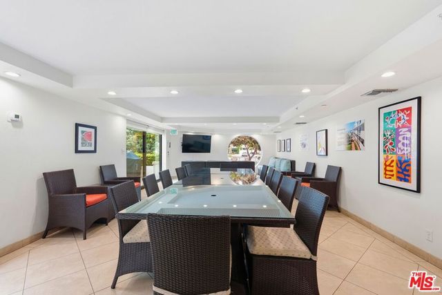 2930 Neilson Way 408, Santa Monica, CA 90405