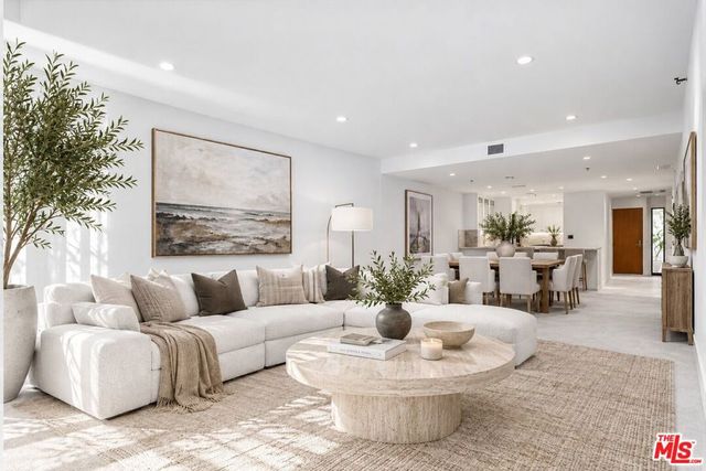 2930 Neilson Way 408, Santa Monica, CA 90405