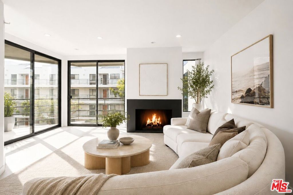 2930 Neilson Way 408, Santa Monica, CA 90405