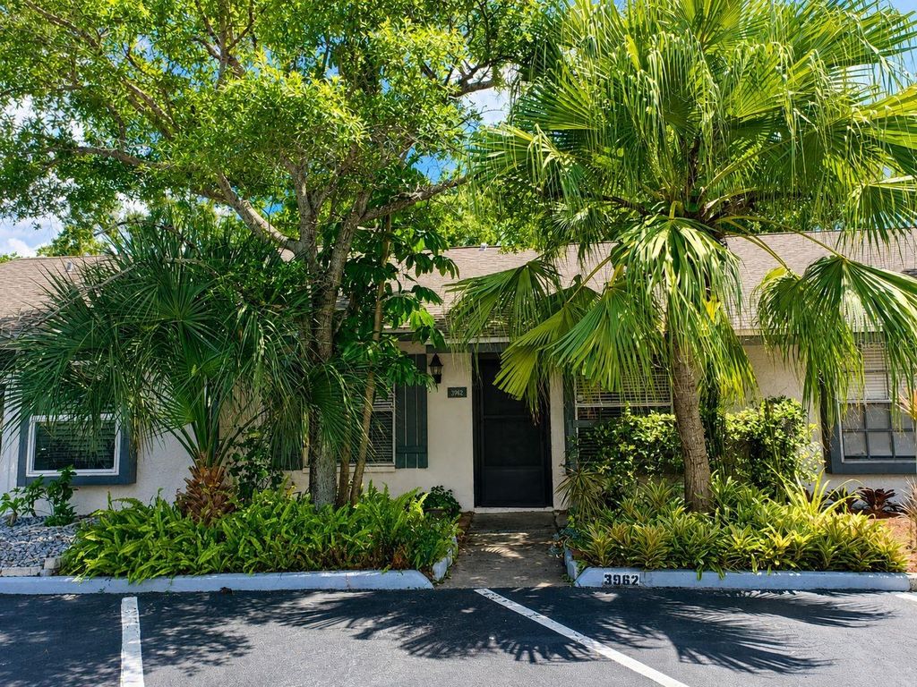 3962 LA COSTA LANE, Largo, FL 33771