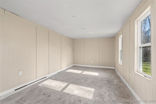 1312 N 3rd Avenue W, Durant, OK 74701