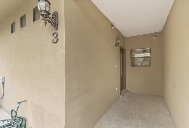 5501 N Stanton Street 7, El Paso, TX 79912