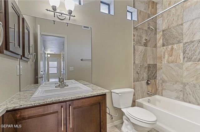 5501 N Stanton Street 7, El Paso, TX 79912