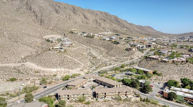 5501 N Stanton Street 7, El Paso, TX 79912