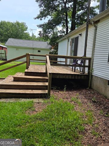 453 Lake Drive, Manchester, GA 31816
