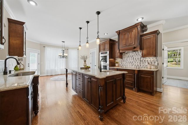 8040 Young Road, Hickory, NC 28602
