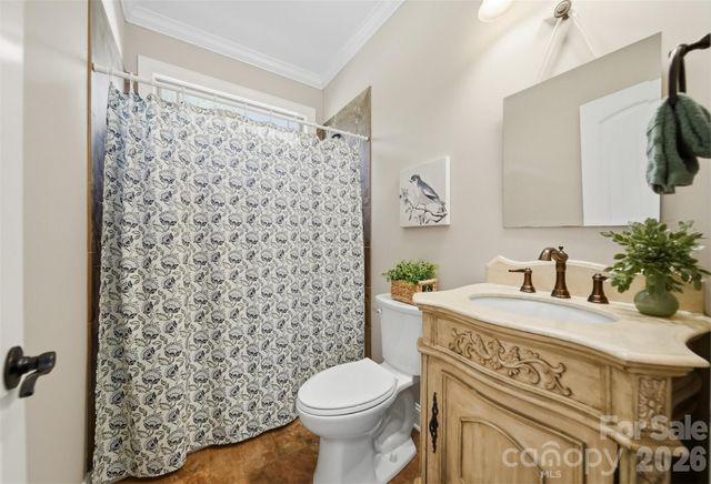 8040 Young Road, Hickory, NC 28602