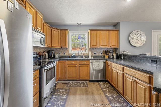 212 Loxley Lane, Sanford, NC 27330