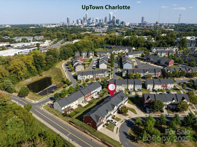 3525 Hornets Nest Way, Charlotte, NC 28208