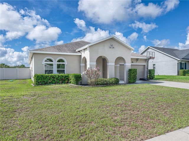 37102 SCENIC BLUFF DRIVE, Grand Island, FL 32735